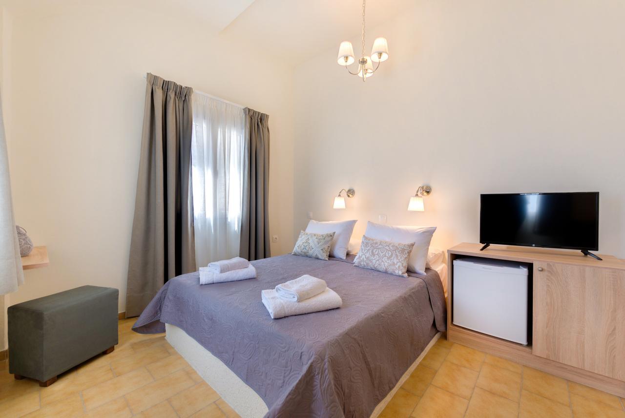 Alexander'S Great View Aparthotel Fira  Exterior photo